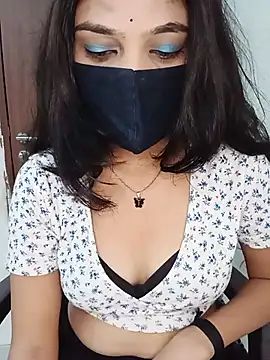 Cutie babes01 online show from 10, 6, 2026