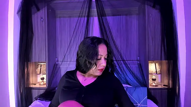 Snapshot of AllieBennet chatting on 24, 6, 2026 AllieBennet online show from 24, 6, 2026