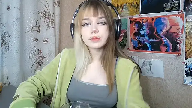 Snapshot of MilaTyan chatting on 29, 5, 2026 MilaTyan online show from 29, 5, 2026