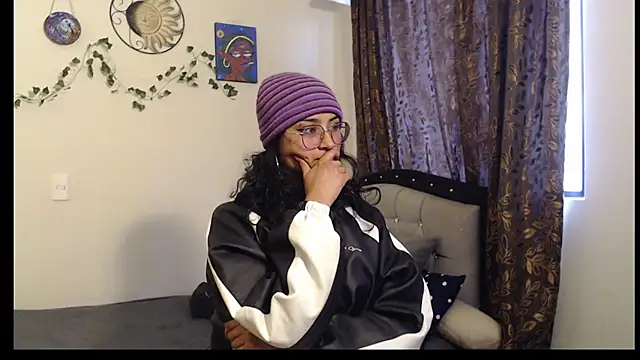 Snapshot of Lili__Clan chatting on 21, 6, 2026 Lili Clan online show from 21, 6, 2026