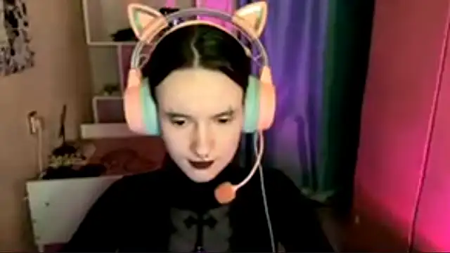 MabelDefina online show from 27, 5, 2026