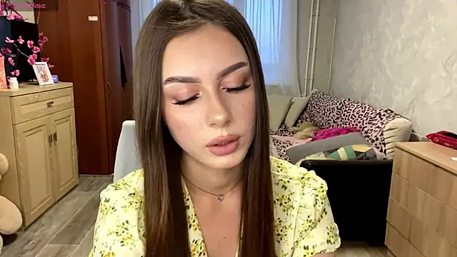 StephaniCute online show from 25, 6, 2026