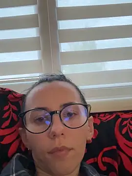 Snapshot of Oliviyalove_ chatting on 2, 6, 2026 Oliviyalove online show from 2, 6, 2026