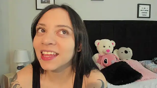 Snapshot of sabbrand0111 chatting on 9, 4, 2026 sabbrand0111 online show from 9, 4, 2026