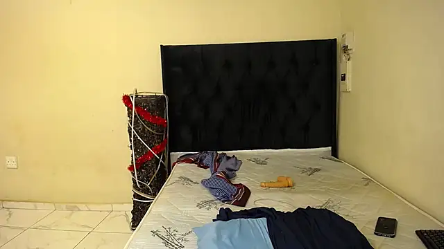 Snapshot of sexydiamond15 chatting on 24, 2, 2026 sexydiamond15 online show from 24, 2, 2026