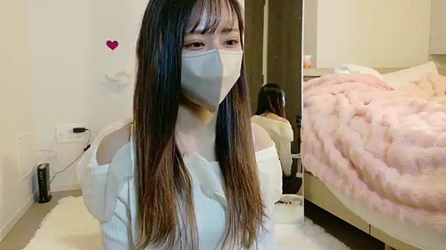 Snapshot of maichan_v chatting on 23, 2, 2026 maichan v online show from 23, 2, 2026