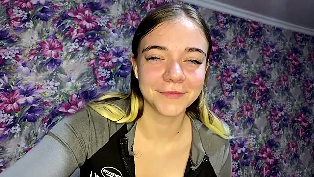 Snapshot of StephanieMarin chatting on 28, 2, 2026 StephanieMarin online show from 28, 2, 2026