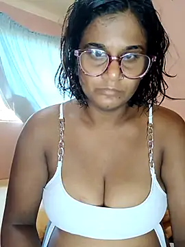 indianstrawberrylips4u online show from 20, 3, 2026