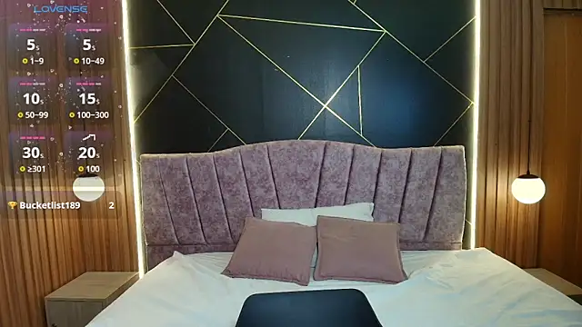 MoriahStorm online show from 2, 3, 2026