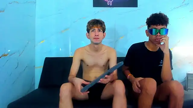 Snapshot of Spicy_guys chatting on 19, 2, 2026 Spicy guys online show from 19, 2, 2026