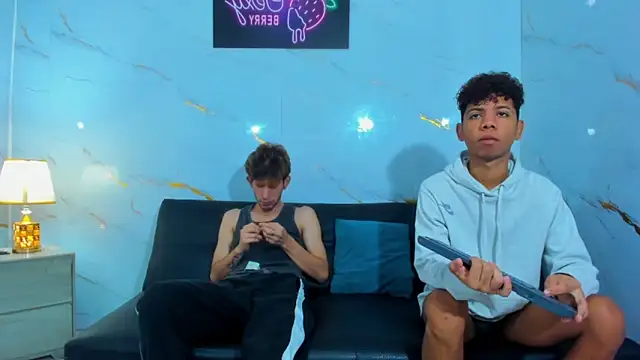 Snapshot of Spicy_guys chatting on 13, 3, 2026 Spicy guys online show from 13, 3, 2026