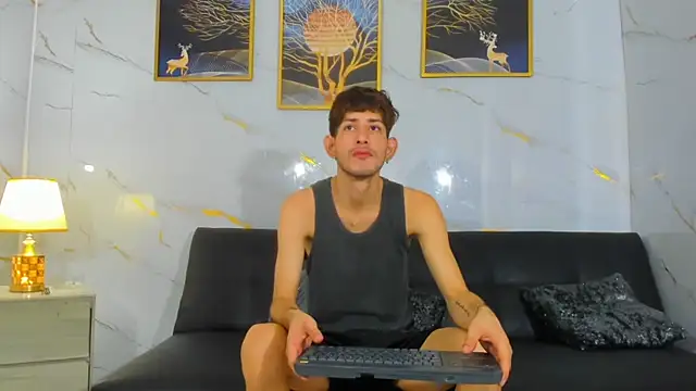 Snapshot of Spicy_guys chatting on 9, 4, 2026 Spicy guys online show from 9, 4, 2026