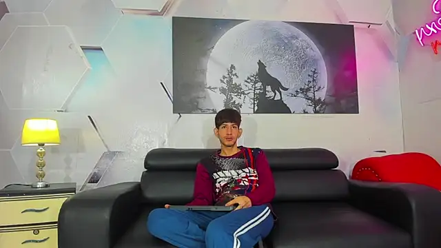 Snapshot of Spicy_guys chatting on 16, 4, 2026 Spicy guys online show from 16, 4, 2026