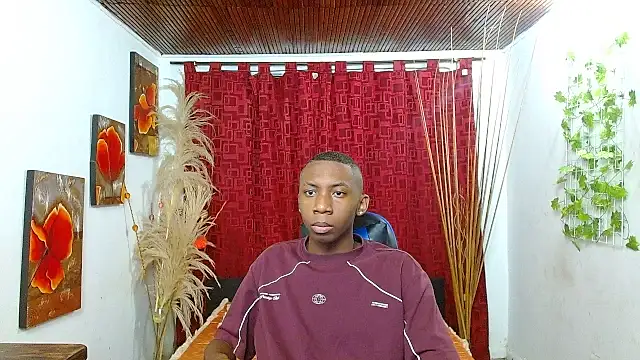 Snapshot of milo018 chatting on 22, 2, 2026 milo018 online show from 22, 2, 2026