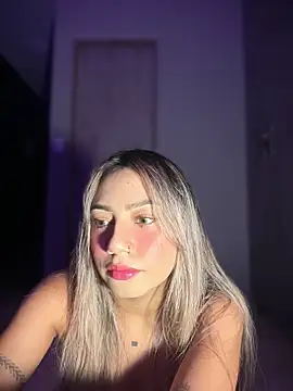 Snapshot of Dulce_Sofi_ chatting on 17, 3, 2026 Dulce Sofi online show from 17, 3, 2026