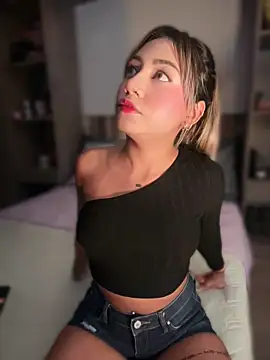 Snapshot of Dulce_Sofi_ chatting on 24, 4, 2026 Dulce Sofi online show from 24, 4, 2026