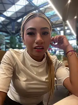 Dulce Sofi  online show from 14, 7, 2026