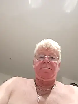 olivbisoumis online show from 31, 3, 2026