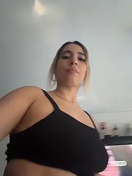 Sophiexx  online show from 7, 3, 2026