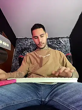 king of desire online show from 11, 7, 2026
