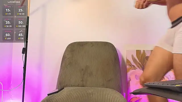 Eliassalvatore  online show from 28, 7, 2026