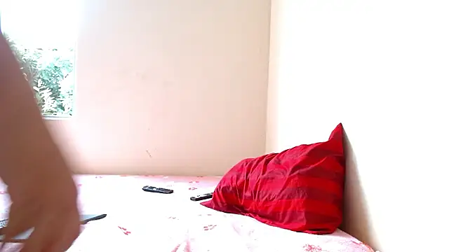 valkahot20 online show from 12, 3, 2026