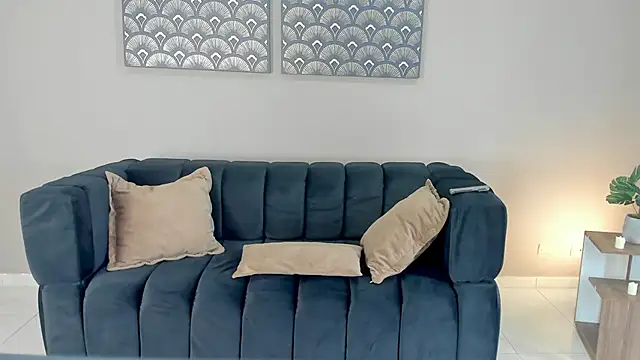 Daniel kingx online show from 4, 3, 2026