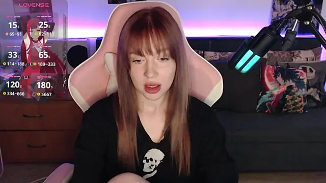 Snapshot of fantasy_lisaa chatting on 14, 4, 2026 fantasy lisaa online show from 14, 4, 2026