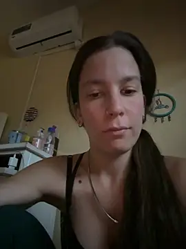 Snapshot of Melu12 chatting on 10, 4, 2026 Melu12 online show from 10, 4, 2026