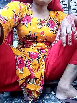 Snapshot of BreezySexyGirl69 chatting on 19, 4, 2026 BreezySexyGirl69 online show from 19, 4, 2026