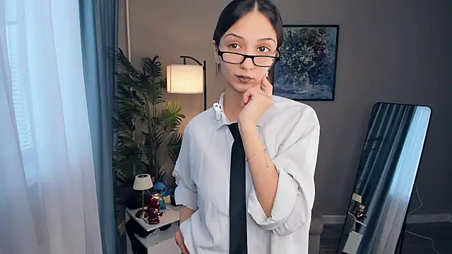 Snapshot of littleevilon chatting on 28, 2, 2026 littleevilon online show from 28, 2, 2026