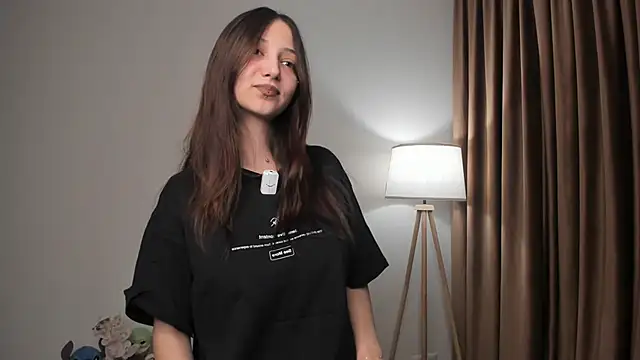 littleevilon online show from 26, 3, 2026