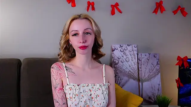 Snapshot of EugeniaEarl chatting on 25, 2, 2026 EugeniaEarl online show from 25, 2, 2026