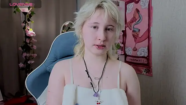 May leaf online show from 4, 3, 2026