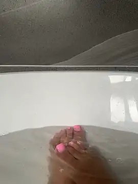 Snapshot of Destinylovex chatting on 22, 2, 2026 Destinylovex online show from 22, 2, 2026