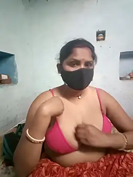 Snapshot of Meena73 chatting on 20, 2, 2026 Meena73 online show from 20, 2, 2026