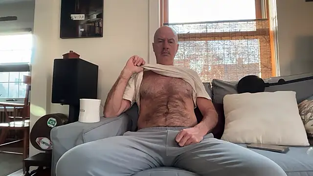 Guy  Grey online show from 11, 4, 2026