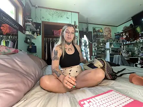 Sarasweets33 online show from 10, 6, 2026