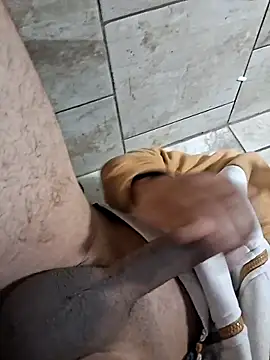 gueboloco2626 online show from 10, 3, 2026