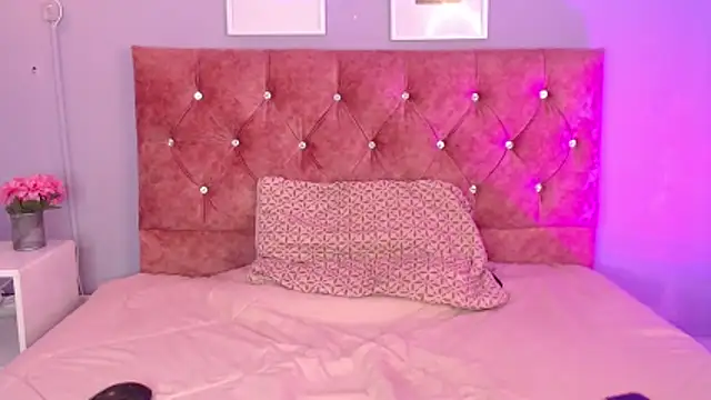 Snapshot of lilirousee chatting on 15, 5, 2026 lilirousee online show from 15, 5, 2026