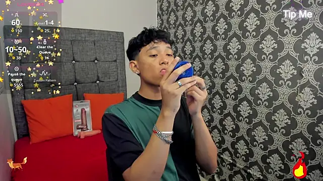 Little Twink19x online show from 25, 6, 2026