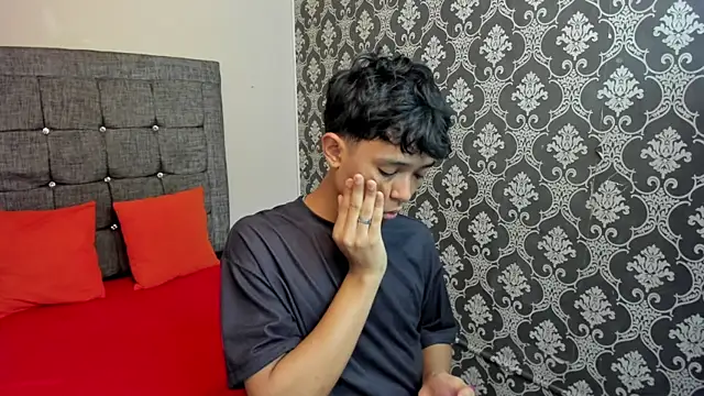 Little Twink19x online show from 27, 6, 2026