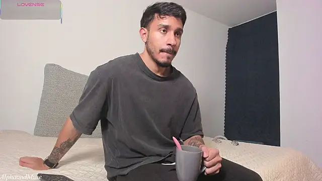 alphaandmuse online show from 4, 4, 2026