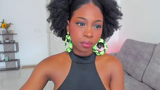 Snapshot of amatiisturr chatting on 19, 2, 2026 amatiisturr online show from 19, 2, 2026