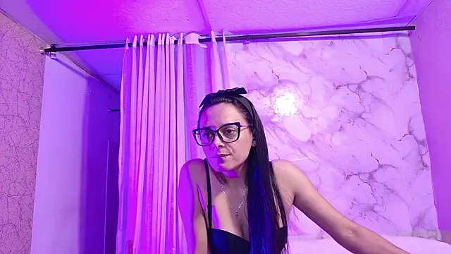 QueenSallyDesire online show from 9, 3, 2026