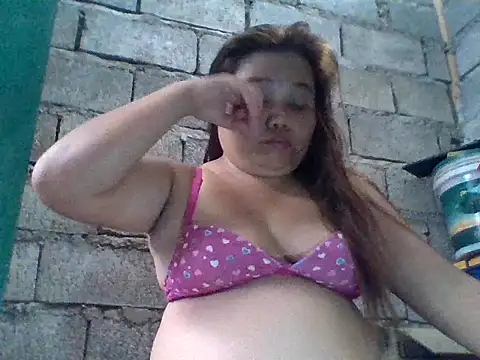 Snapshot of sweetlyn31 chatting on 22, 6, 2026 sweetlyn31 online show from 22, 6, 2026