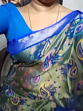 Snapshot of Vandana122 chatting on 18, 3, 2026 Vandana122 online show from 18, 3, 2026