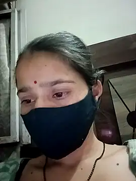 Snapshot of Vandana122 chatting on 1, 4, 2026 Vandana122 online show from 1, 4, 2026