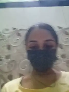 Snapshot of Vandana122 chatting on 15, 5, 2026 Vandana122 online show from 15, 5, 2026