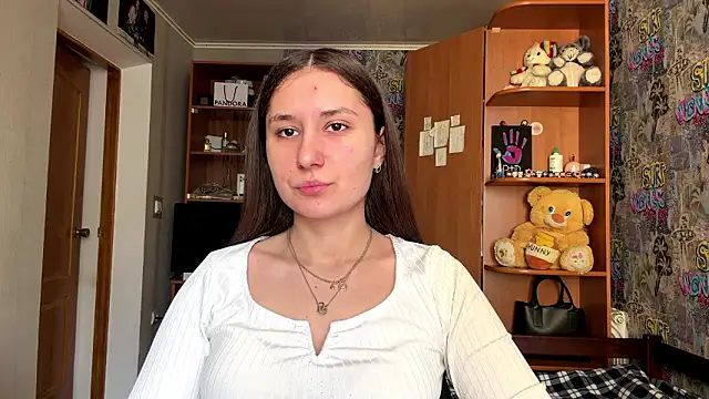 poly princess online show from 24, 3, 2026